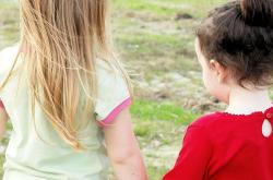 女孩成长的秘密，分泌物与月经的关联