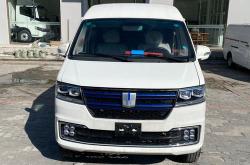 北汽新能源面包车ev5