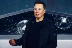 马斯克的幽默与探索自称外星人，寻找宇宙中的同伴