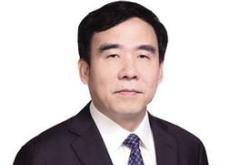 中薇金融：黄焰退任非执行董事