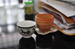 探秘日本传统——一壶清心的玉露茶，历史、制作与健康益处