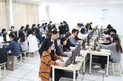 科技类培训班周末可以上课吗