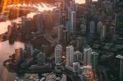 中国31省份新增本土病例94例，疫情动态分析与防控策略