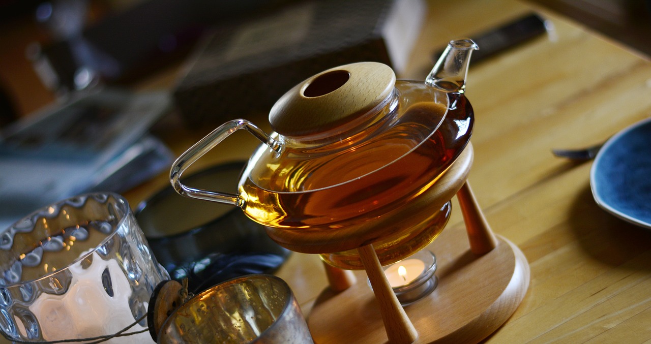 揭秘茶叶世界的醇香密码，绿茶与红茶的深度解析