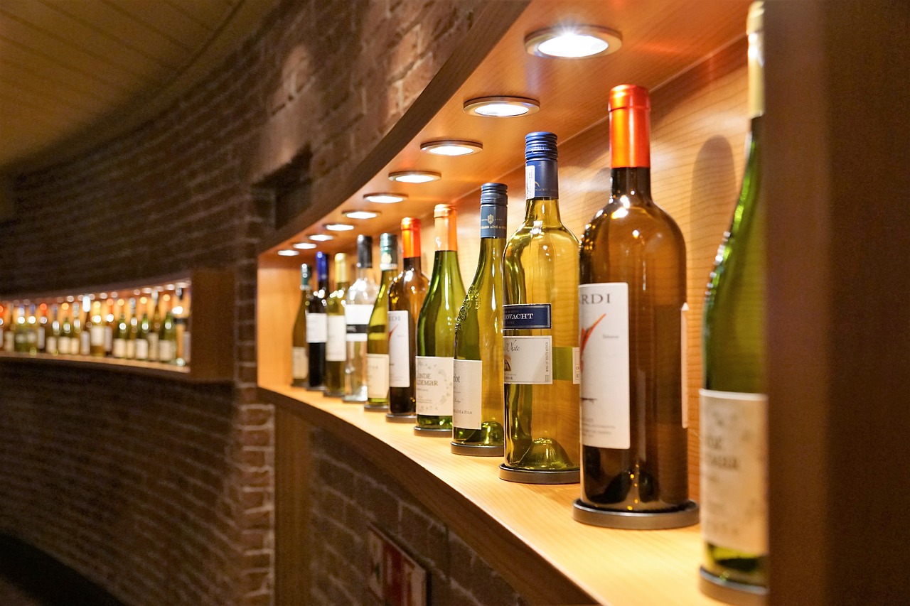 探秘葡萄酒的神奇魔力，疗效、品味与生活艺术