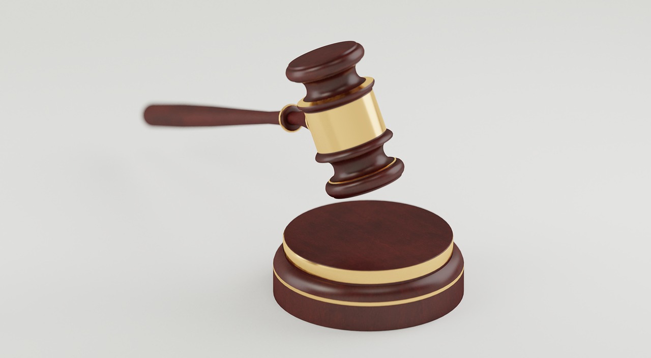 律师称海底捞涉事男子赔偿或超百万，解析赔偿细节与法律建议