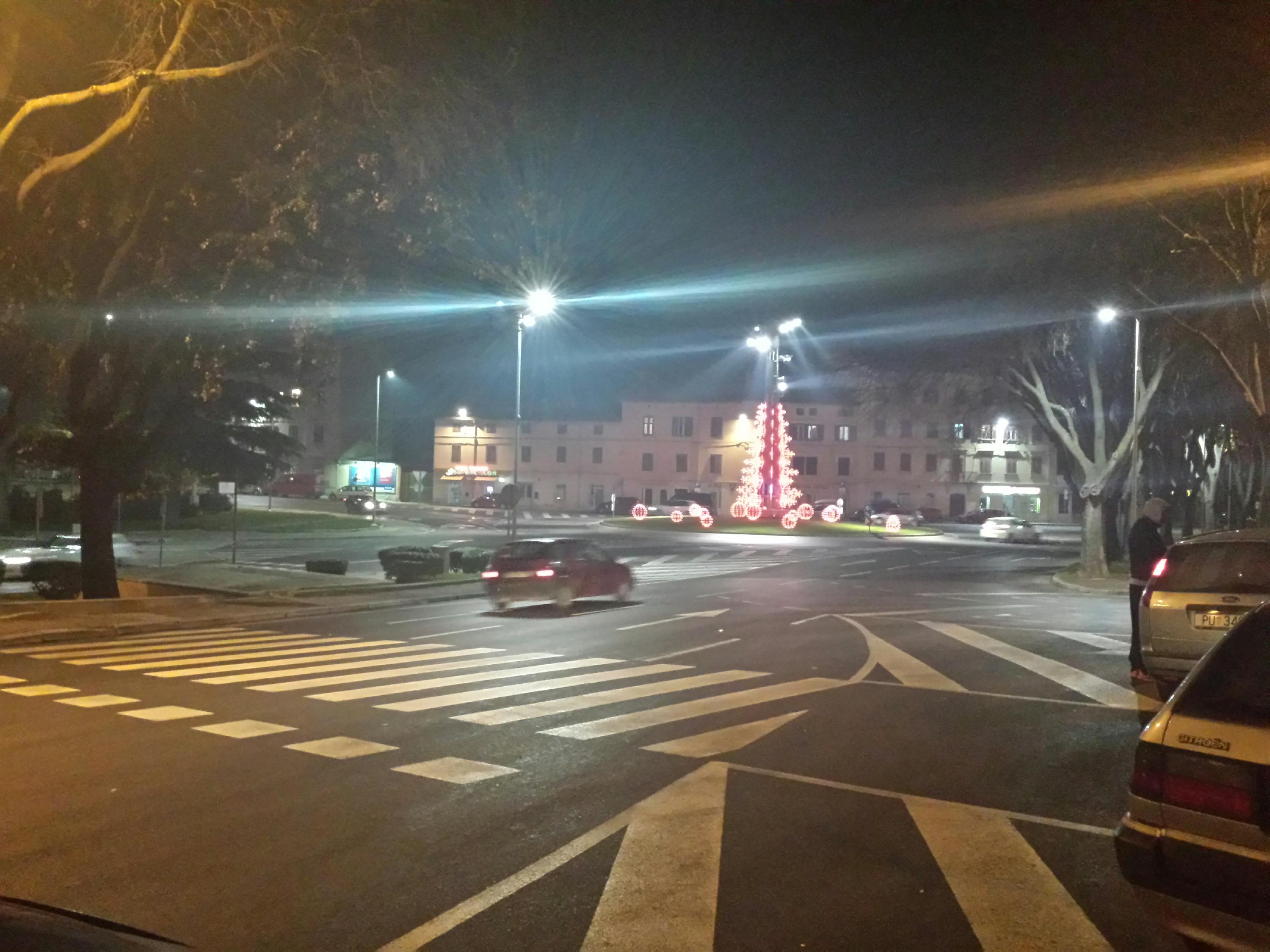 铅山红绿灯恢复正常，城市脉搏的复苏与交通秩序的重建