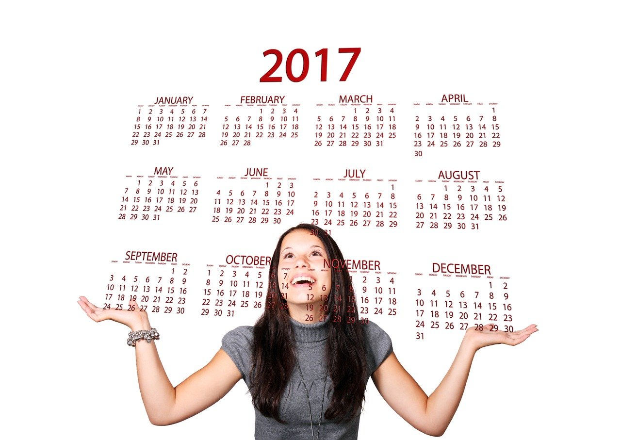 了解青春期，11岁女孩月经初潮是否正常？